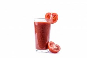 fresh-tomato-juice-and-tomato-1395916699sJL
