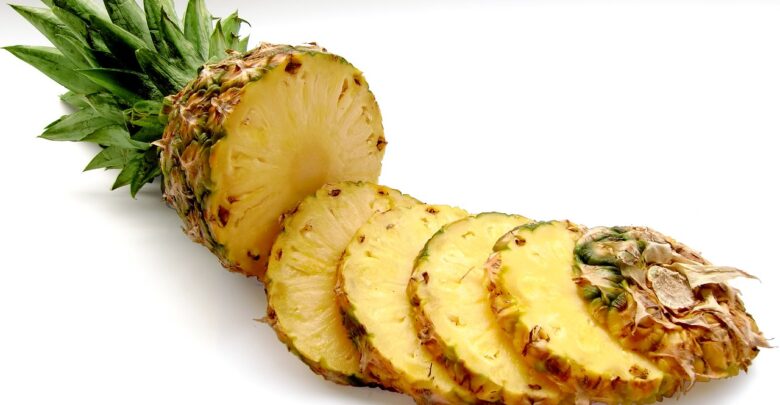 ananas-platky ovoce
